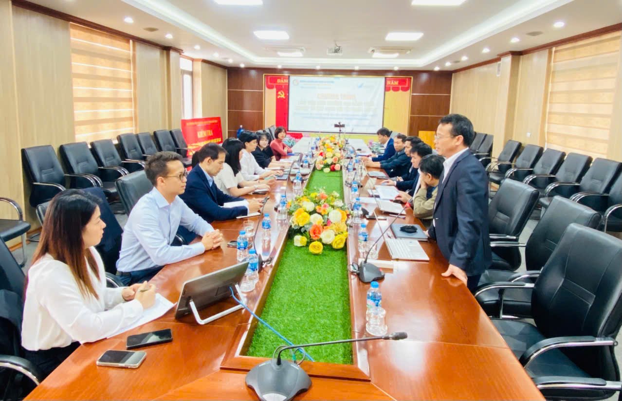 TRƯỜNG CAO ĐẲNG CÔNG NGHIỆP VÀ XÂY DỰNG TỔ CHỨC GẶP GỠ, TRAO ĐỔI CHƯƠNG TRÌNH ĐÀO TẠO VÀ TẬP HUẤN CHUYÊN SÂU TẠI NƯỚC NGOÀI VỚI HAECO 