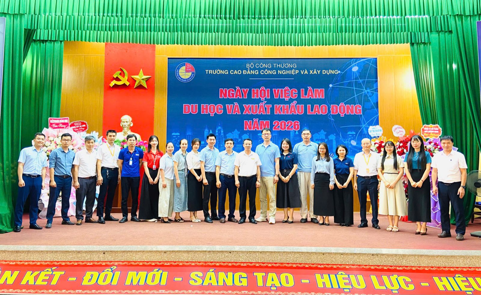 TRƯỜNG CAO ĐẲNG CÔNG NGHIỆP VÀ XÂY DỰNG TỔ CHỨC THÀNH CÔNG NGÀY HỘI VIỆC LÀM, DU HỌC VÀ XUẤT KHẨU LAO ĐỘNG NĂM 2026 
