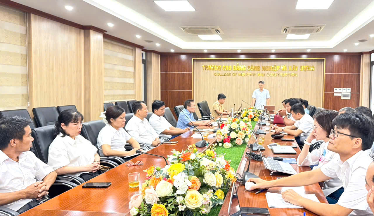 KHOA CƠ KHÍ TỔ CHỨC HỘI NGHỊ SƯ PHẠM NĂM HỌC 2025-2026 