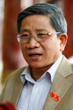GS.TS Nguyễn Minh Thuyết: 
Dạy thụ động, HS làm sao sáng tạo? 