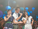 Trấn Thành trổ tài “ngoại ngữ” trong show mở màn Đồ Rê Mí 2012 