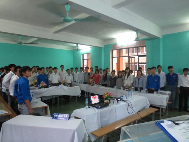 Triển khai kế hoạch đại hội chi đoàn – lớp năm học 2013 – 2014 của BGH và Đoàn thanh niên trường Cao đẳng Công nghiệp và Xây dựng, ngày 09/10/2013 các chi đoàn - lớp Cao đẳng CN KT Điện K8 và Cao đẳng CN KT Điện, Điện tử K8 Khoa Điện đã tổ chức đại hội Chi đoàn, lớp để đề ra phương hướng, nhiệm vụ năm học và bầu ra ban chấp hành và ban cán sự lớp nhiệm kỳ 2013 – 2014.