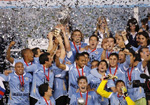 Forlan lập cú đúp, Uruguay lần thứ 15 vô địch Copa America 