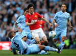Pardew và Kompany hay nhất Ngoại hạng Anh  