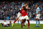 Đại thắng Man “xanh”, Arsenal chiếm ngôi nhì bảng 