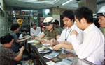 Chợ USD “âm thầm” hoạt động trở lại 