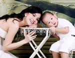 Ngắm gia đình hạnh phúc của hoa hậu Thùy Lâm 